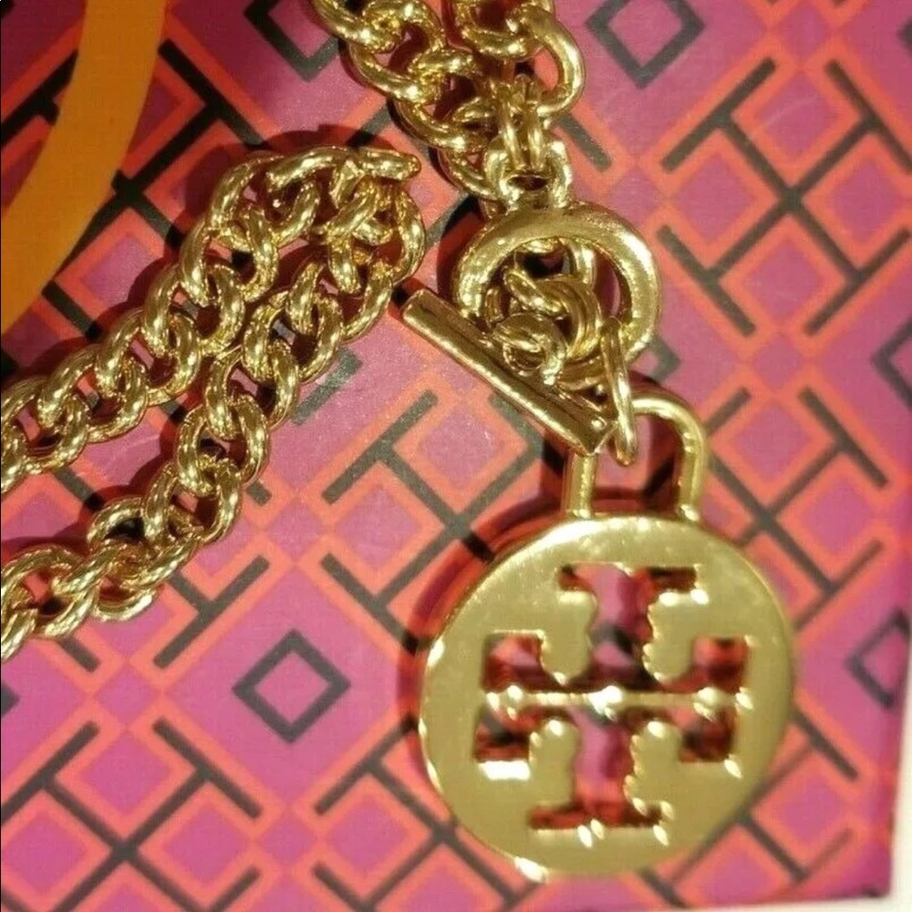 Tory Burch chain / toggle necklace